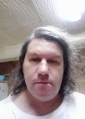 Сергей из Омска 48 лет