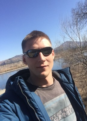 Антон, 30, Россия, Саяногорск