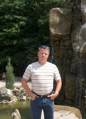 Юрий, 48, Россия, Павловская
