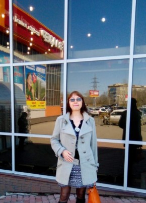 Elena, 51, Russia, Komsomolsk-on-Amur