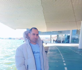 mvvvv, 35, Torrelavega