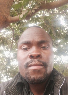 Mleza, 36, Malaŵi, Lilongwe
