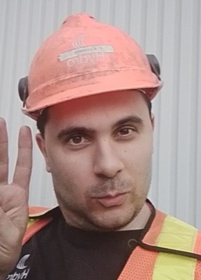 Mark, 44, Canada, Montreal