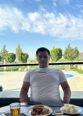 Abdulaziz из Samarqand 26 лет