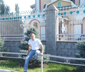 Олег, 60 лет, Алматы