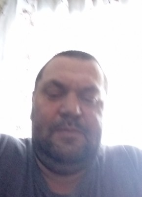 Денис из Багана 44 года