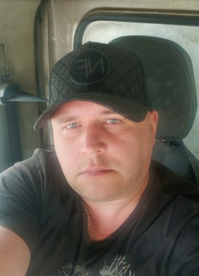 Алексей из Ярославли 42 года