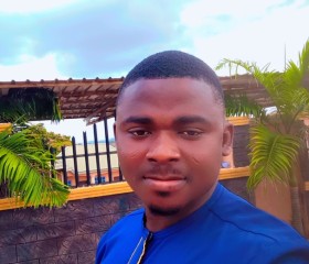 Titus paschal, 32, London