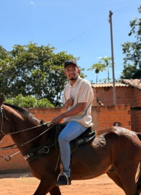 Enzo Davi из Barreiras 19 лет