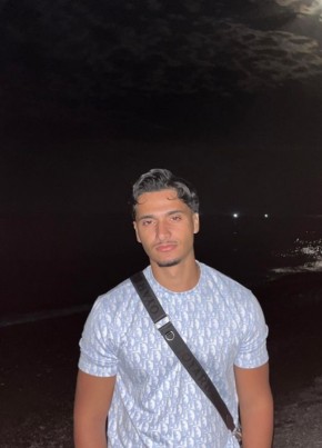 Walid из Béjaïa 18 лет