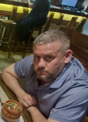 Руслан из Саратова 42 года