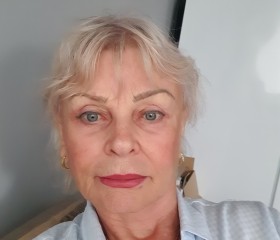 Larisa, 61, Yekaterinburg