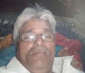 Naresh Solanki, 50 лет, Pālanpur