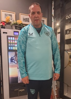 Caballero из San Vicente de Baracaldo 48 лет