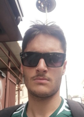 Ferdinando, 21, Repubblica Italiana, Napoli