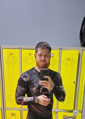 Artur, 32, Russia, Omsk