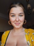 Виталина, 32 года, Санкт-Петербург