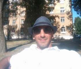 Erik, 40, Saint Petersburg