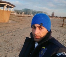 Vlad, 33 года, București
