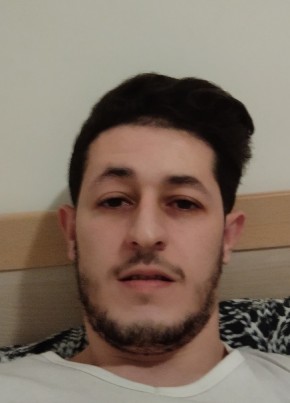 Rafik, 29, République Française, Aubervilliers