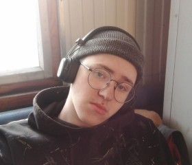 Yura, 22, Omsk