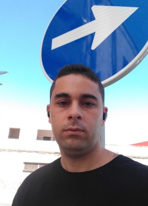 Jesus, 32, Estado Español, Ciudad Autónoma de Melilla