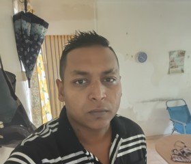 Marc, 29, Vacoas