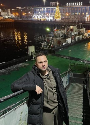 Максим из Екатеринбурга 37 лет