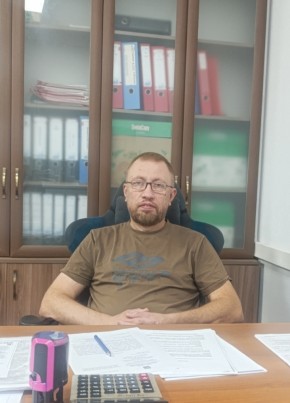 Михаил из Нальчика 46 лет