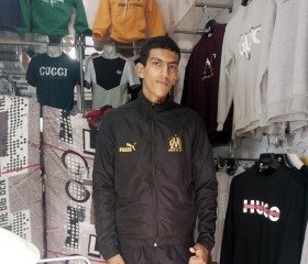 Ahmed algi, 19, Guelma