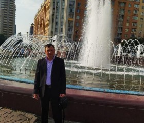 Олег, 50 лет, Магадан