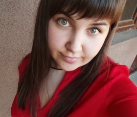Olga, 31, Saint Petersburg