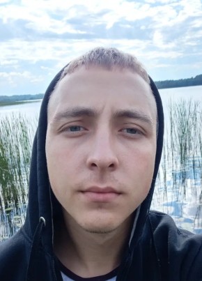 Aleksandr, 27, Belarus, Svyetlahorsk