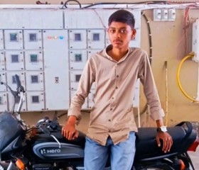 DARBAR SAHDEVSIN, 18 лет, Rādhanpur