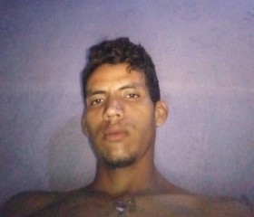 Anthony, 18, Caracas