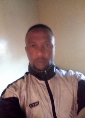 Alfred, 40, Botswana, Palapye