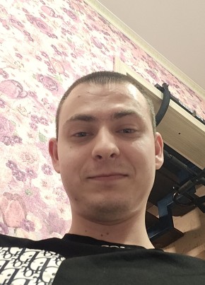 Ярослав из Воронежа 22 года