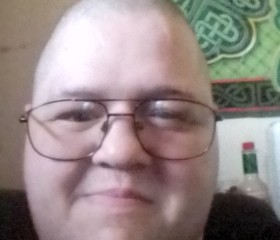 Kristianhelman, 30, Columbus (State of Ohio)