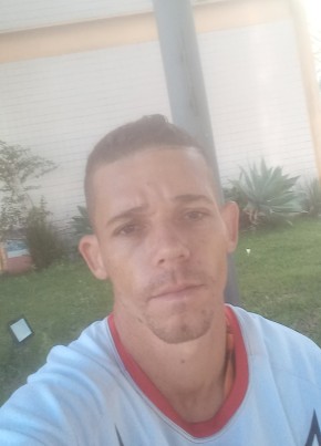 Paulo, 32, Brazil, Cabo Frio