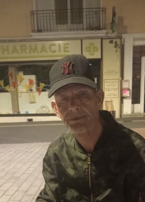 Hubert из Saint-Lô 61 год