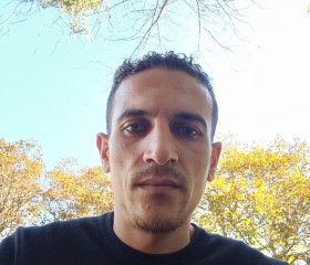 Ahmed, 34, Trezzano sul Naviglio