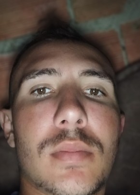 Lucas vieram из Estância 22 года