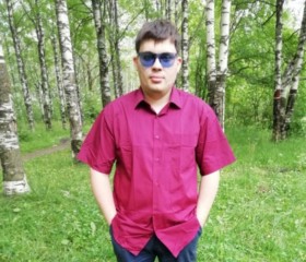 Serzh Smirnov, 32, Cherepovets