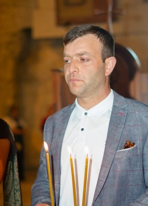 Irakli, 32, Russia, Moscow