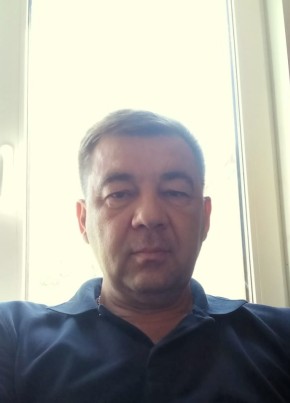 Валерий, 55, Россия, Икша