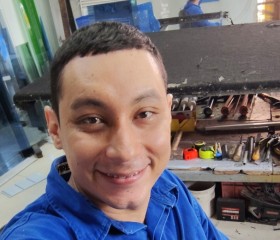 Edward, 30, Barrancabermeja