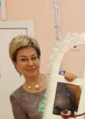 Елена, 49, Россия, Северск