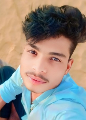 M k, 18, India, Sardārshahr