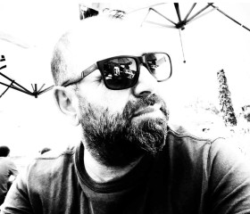 Emir, 44, Izmir