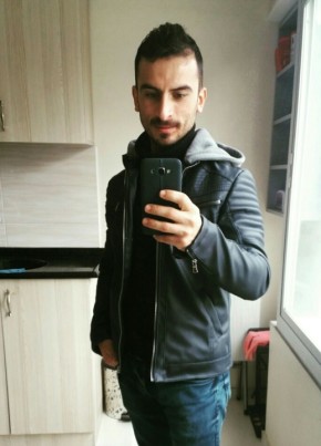 İlyas Gülcan, 34, Türkiye Cumhuriyeti, Ankara